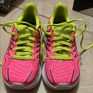 Saucony Pink and Yellow Women's Sneakers size 7